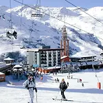 Résidence Odalys Chanteneige Croisette 3*